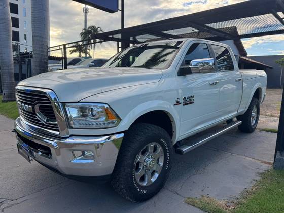DODGE RAM 6.7 2500 LARAMIE 4X4 CD I6 TURBO DIESEL 4P AUTOMÁTICO